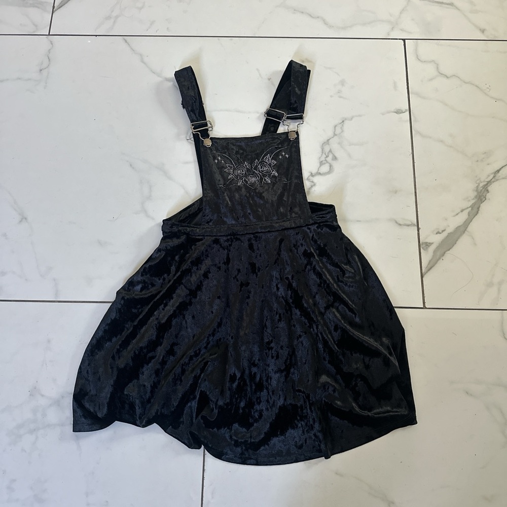 Hot Topic Black Velvet Suspender Dress
